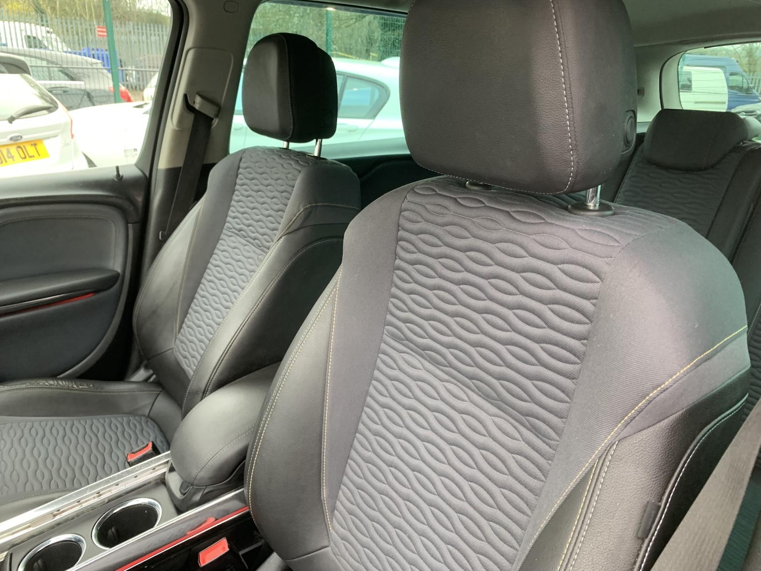 Used Vauxhall Zafira Tourer 2013 for sale - 77982032: Photo 38