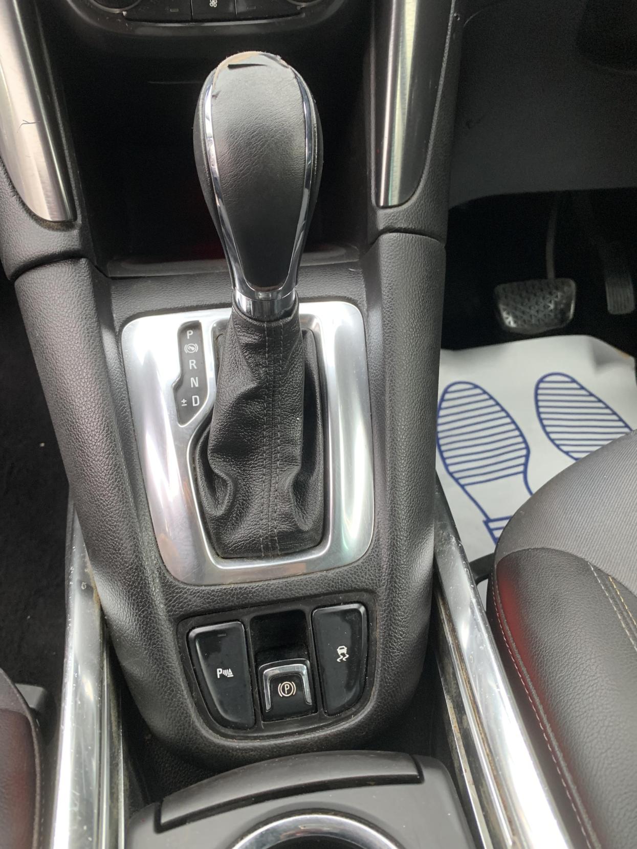 Used Vauxhall Zafira Tourer 2013 for sale - 77982032: Photo 42