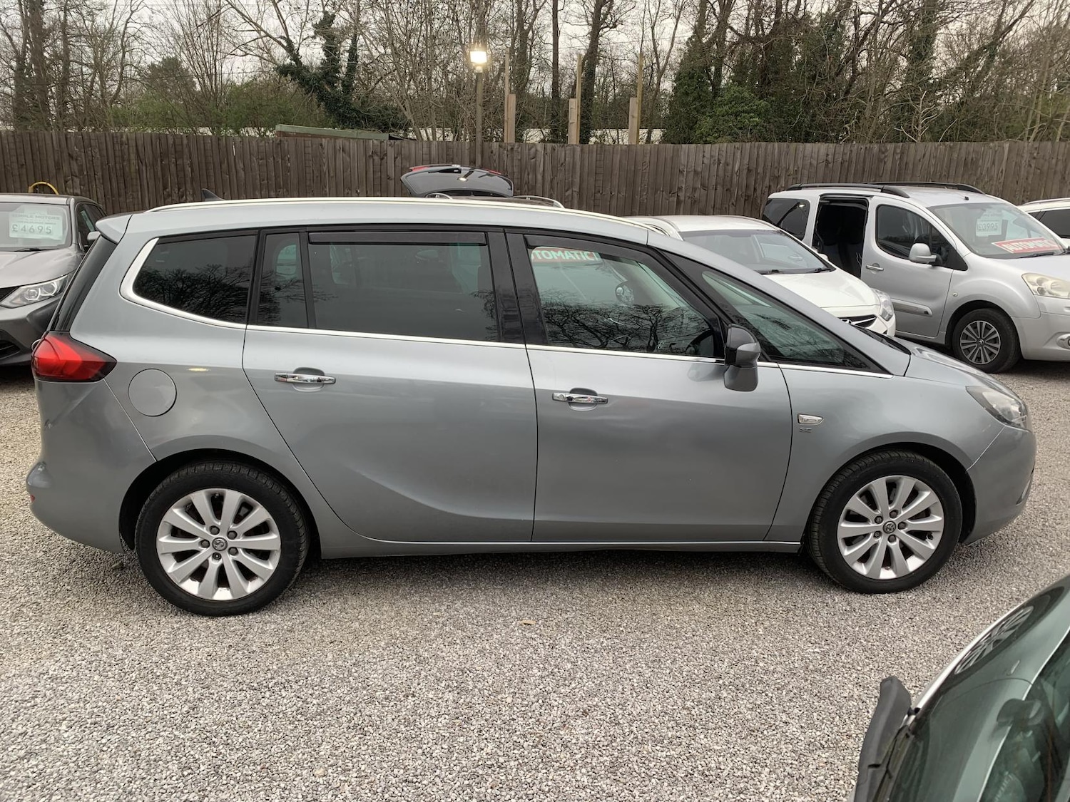 Used Vauxhall Zafira Tourer 2013 for sale - 77982032: Photo 5