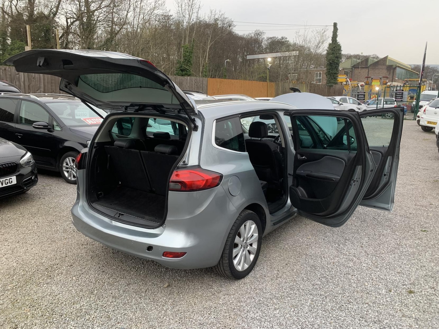 Used Vauxhall Zafira Tourer 2013 for sale - 77982032: Photo 53