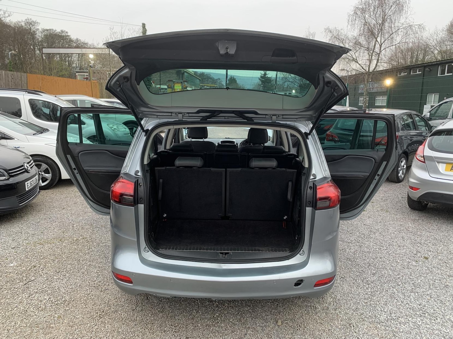 Used Vauxhall Zafira Tourer 2013 for sale - 77982032: Photo 56