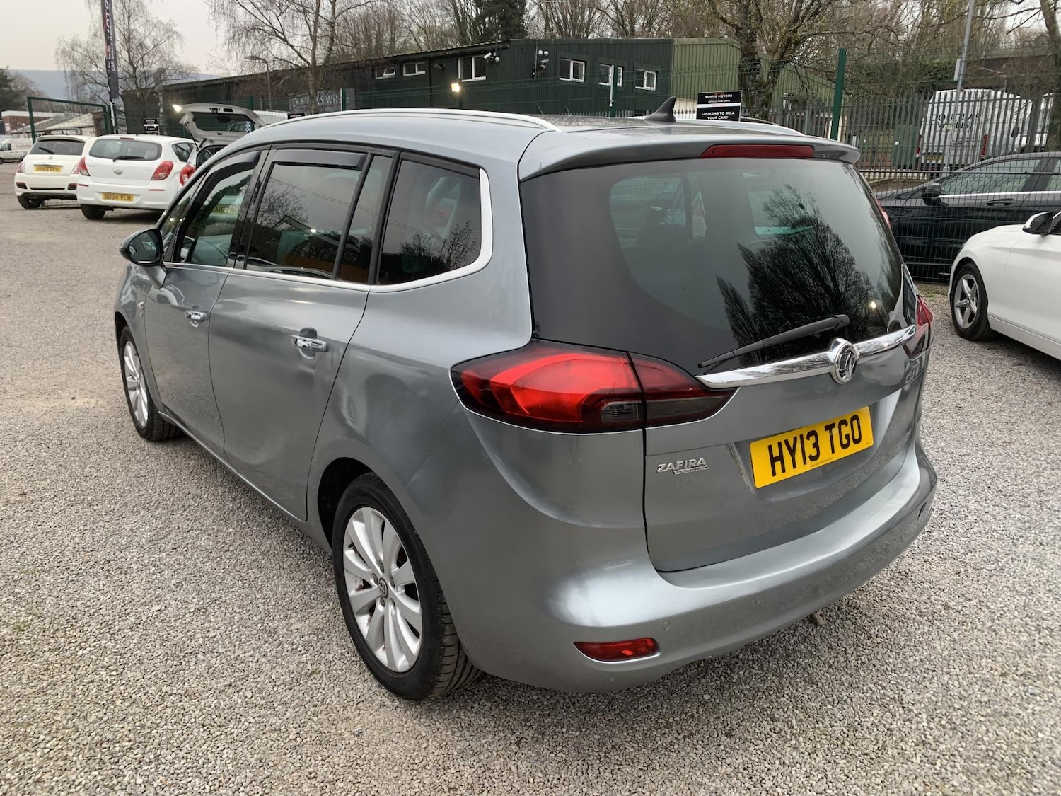 Used Vauxhall Zafira Tourer 2013 for sale - 77982032: Photo 8