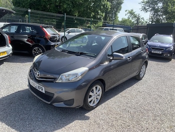 Used Toyota Yaris 2013 for sale - 78688573: Photo