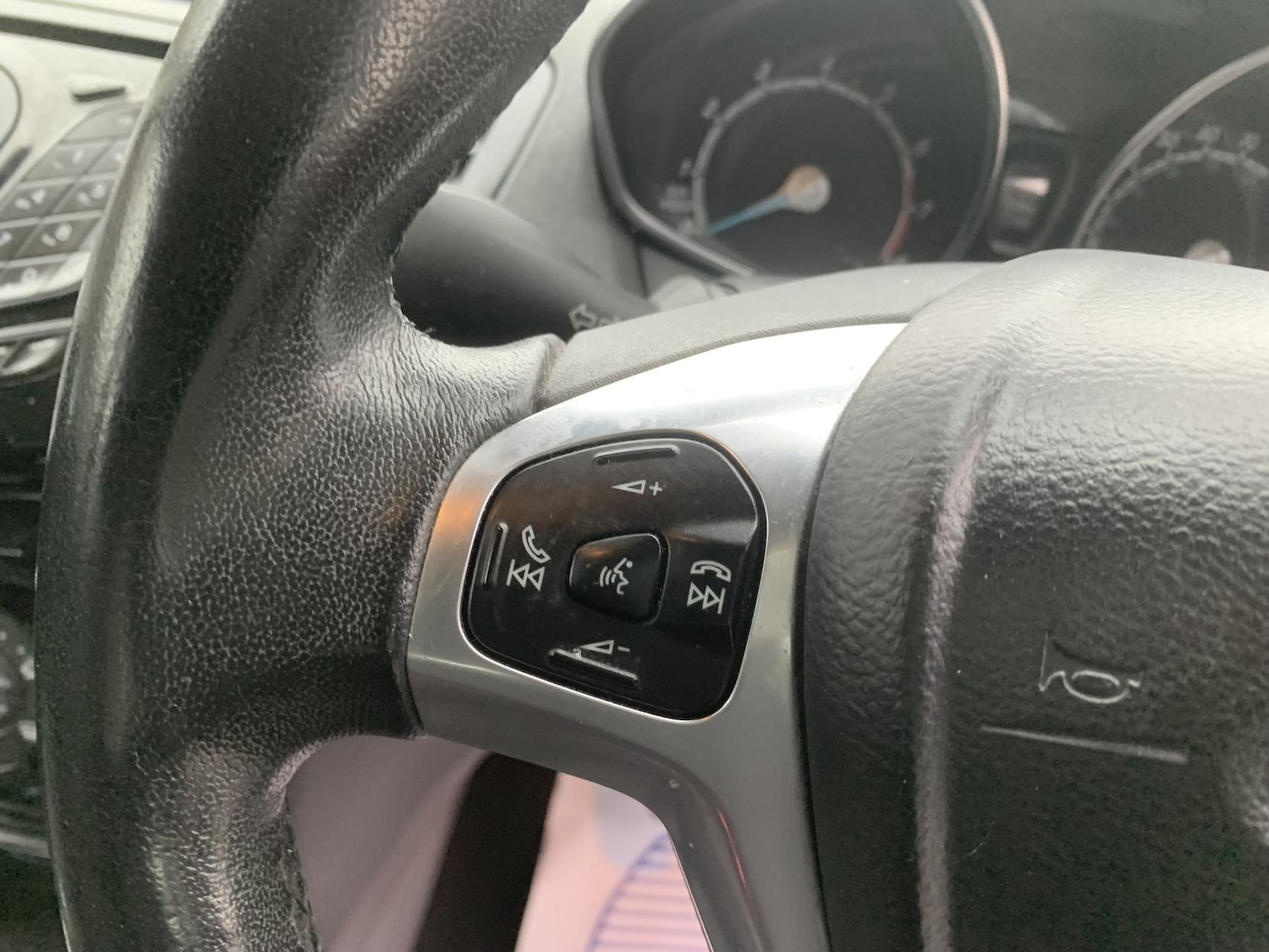 Used Ford Fiesta 2014 for sale - 77797861: Photo 15