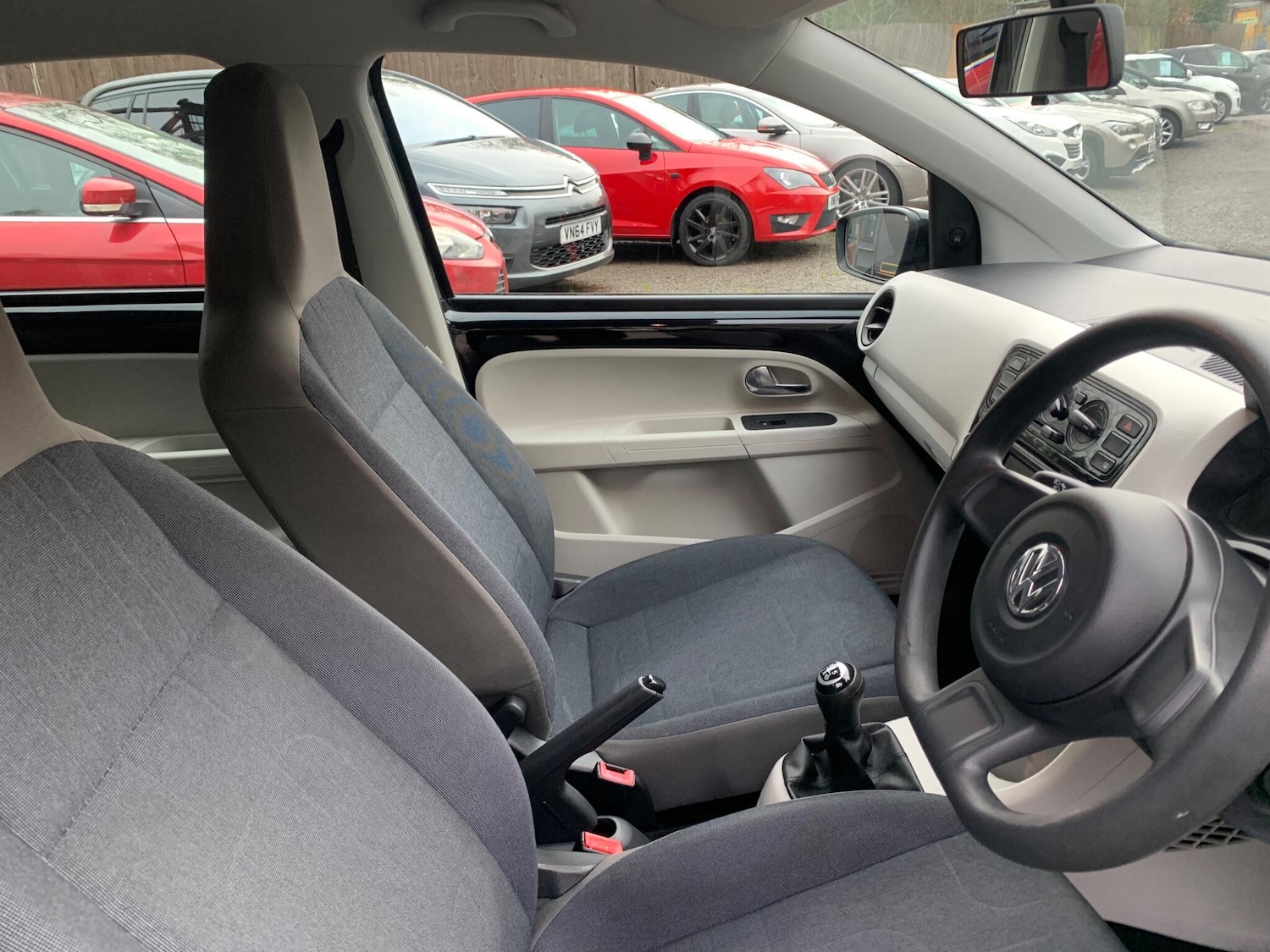 Used Volkswagen up! for sale - 76597242: Photo 14