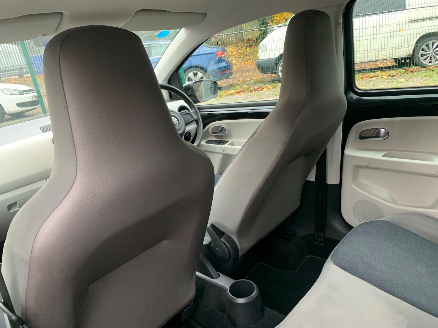 Used Volkswagen up! for sale - 76597242: Photo 29