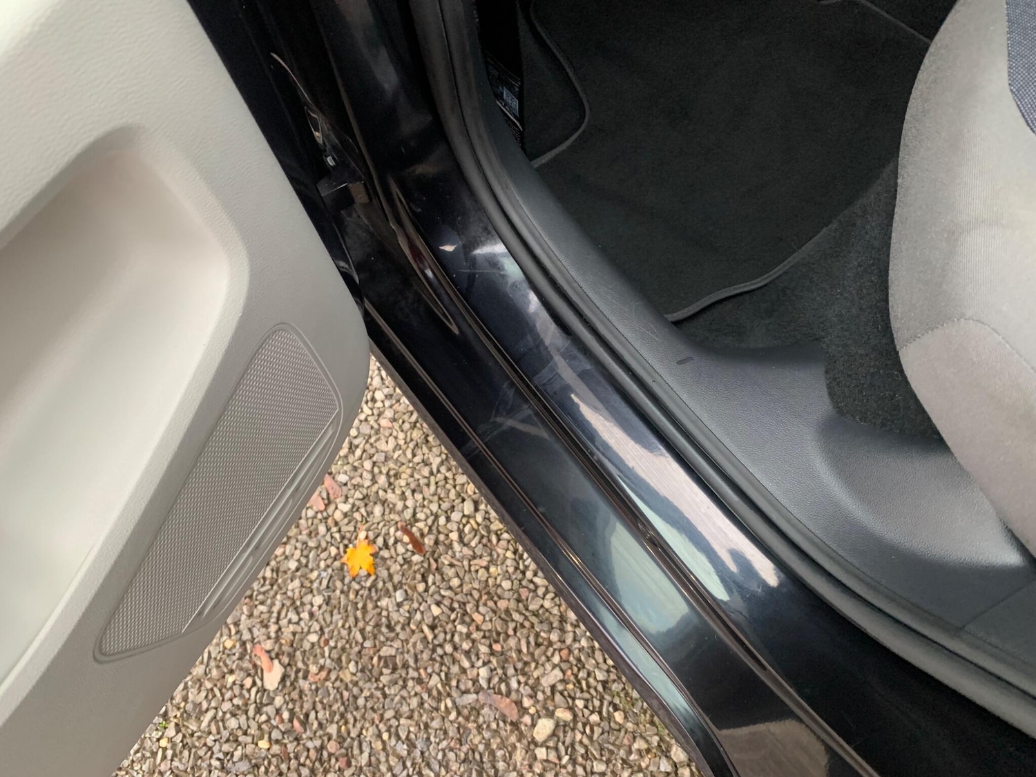 Used Volkswagen up! for sale - 76597242: Photo 32