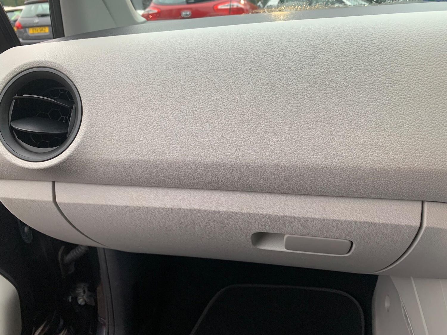 Used Volkswagen up! for sale - 76597242: Photo 37