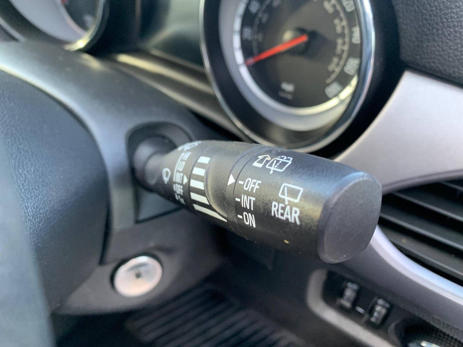 Used Vauxhall Astra 2016 for sale - 77143314: Photo 16