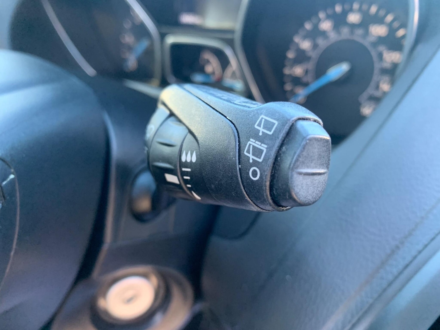 Used Ford Focus 2015 for sale - 76898383: Photo 16