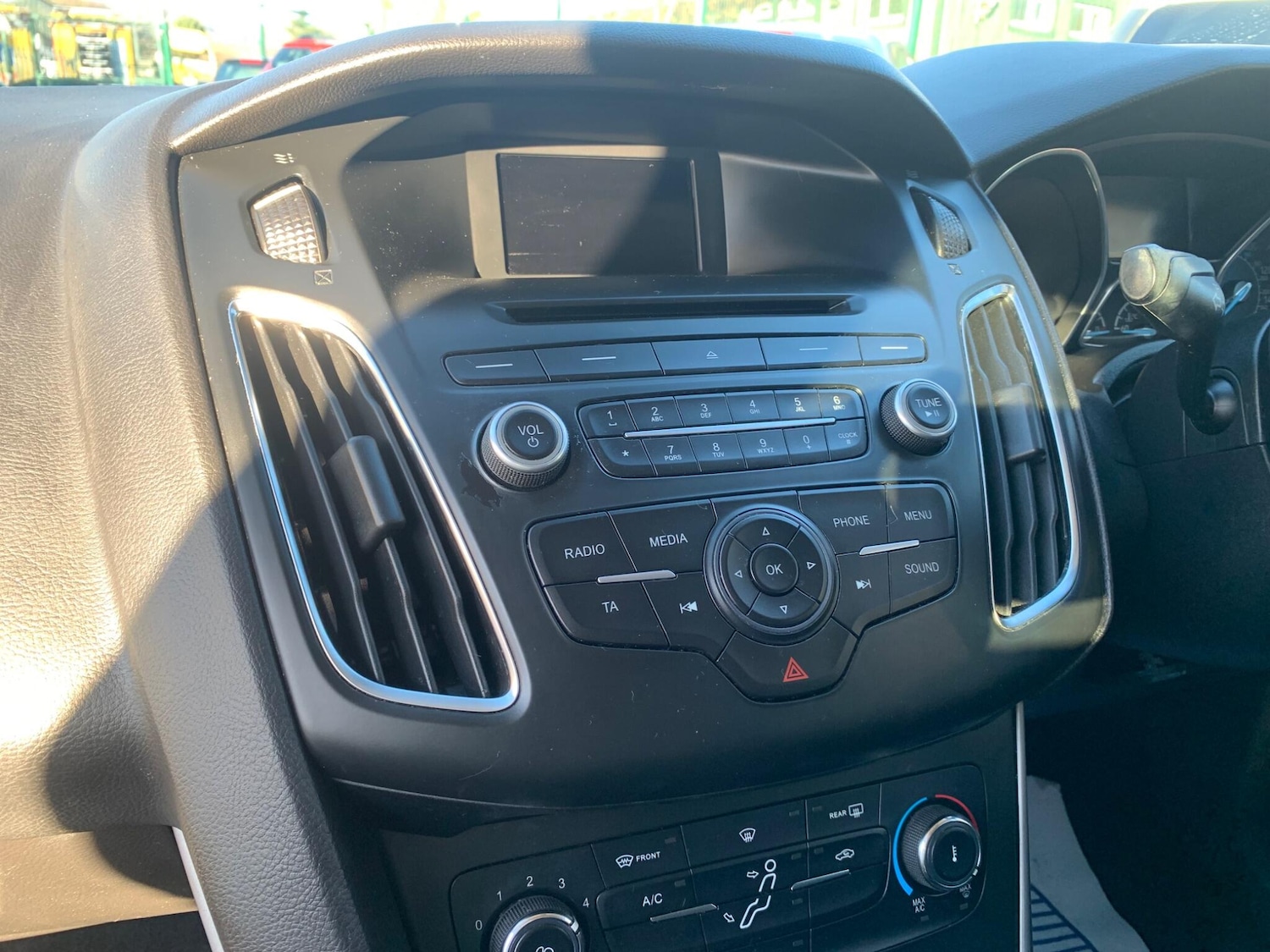 Used Ford Focus 2015 for sale - 76898383: Photo 42