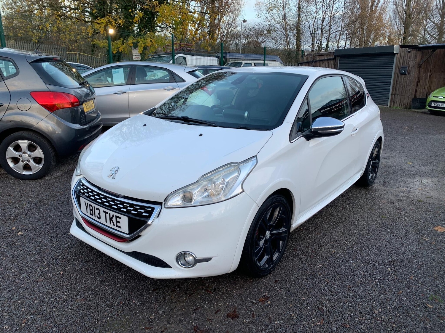 Used Peugeot 208 2013 for sale - 76742354: Photo 10