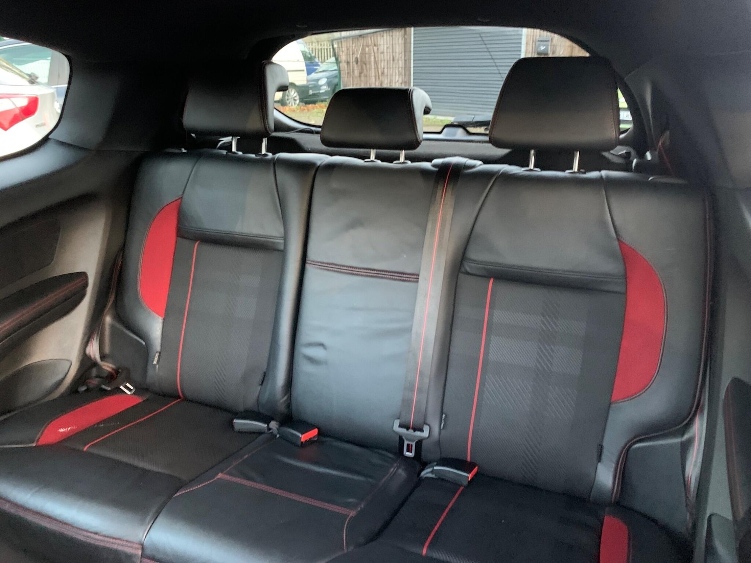 Used Peugeot 208 2013 for sale - 76742354: Photo 32