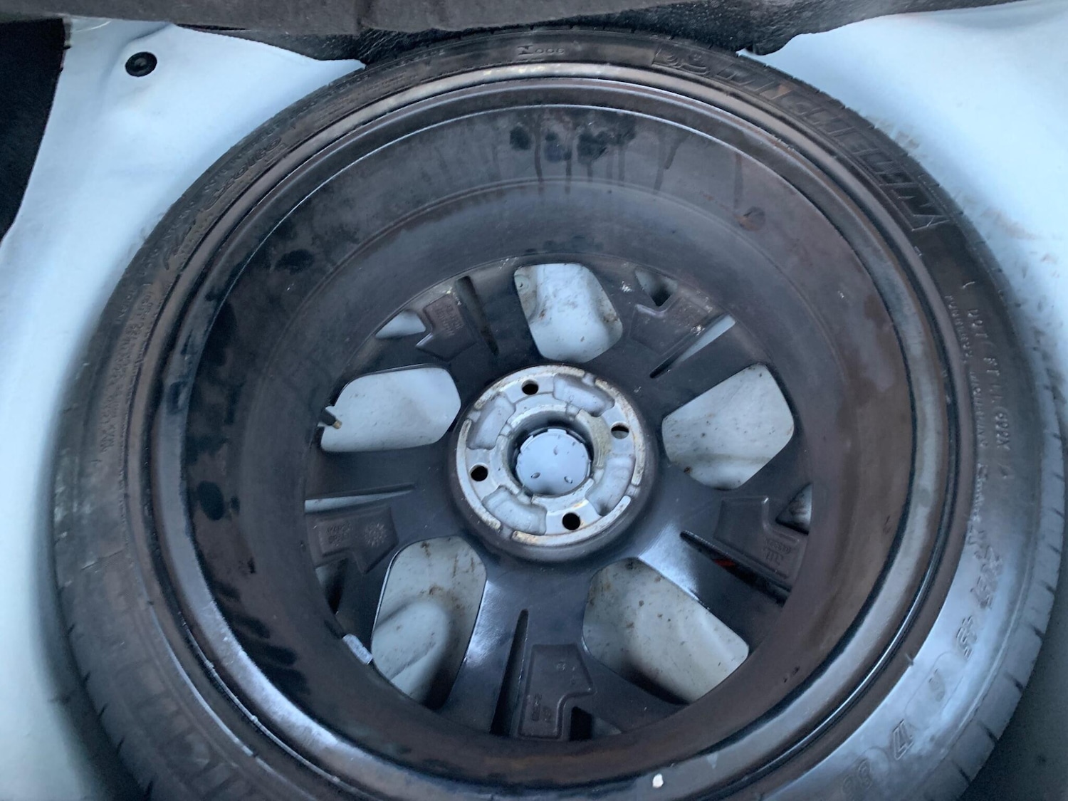 Used Peugeot 208 2013 for sale - 76742354: Photo 33