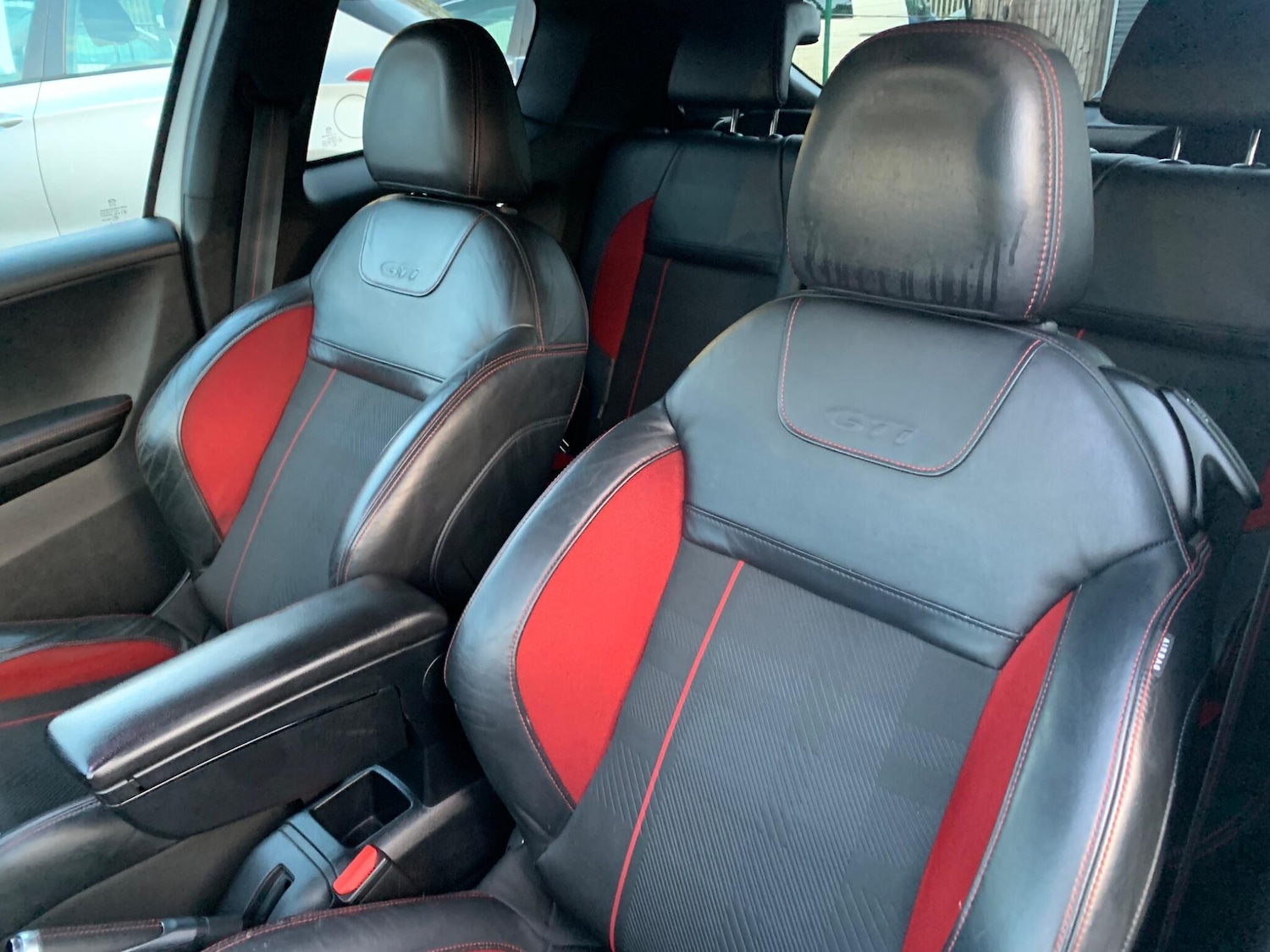 Used Peugeot 208 2013 for sale - 76742354: Photo 34