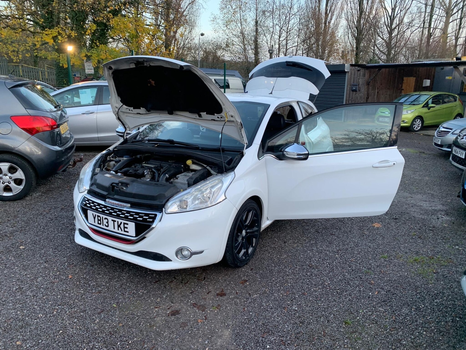 Used Peugeot 208 2013 for sale - 76742354: Photo 56