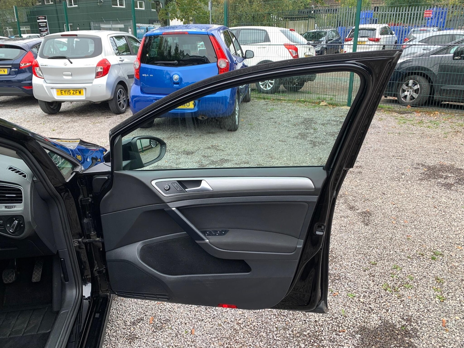 Used Volkswagen Golf 2014 for sale - 76270475: Photo 14