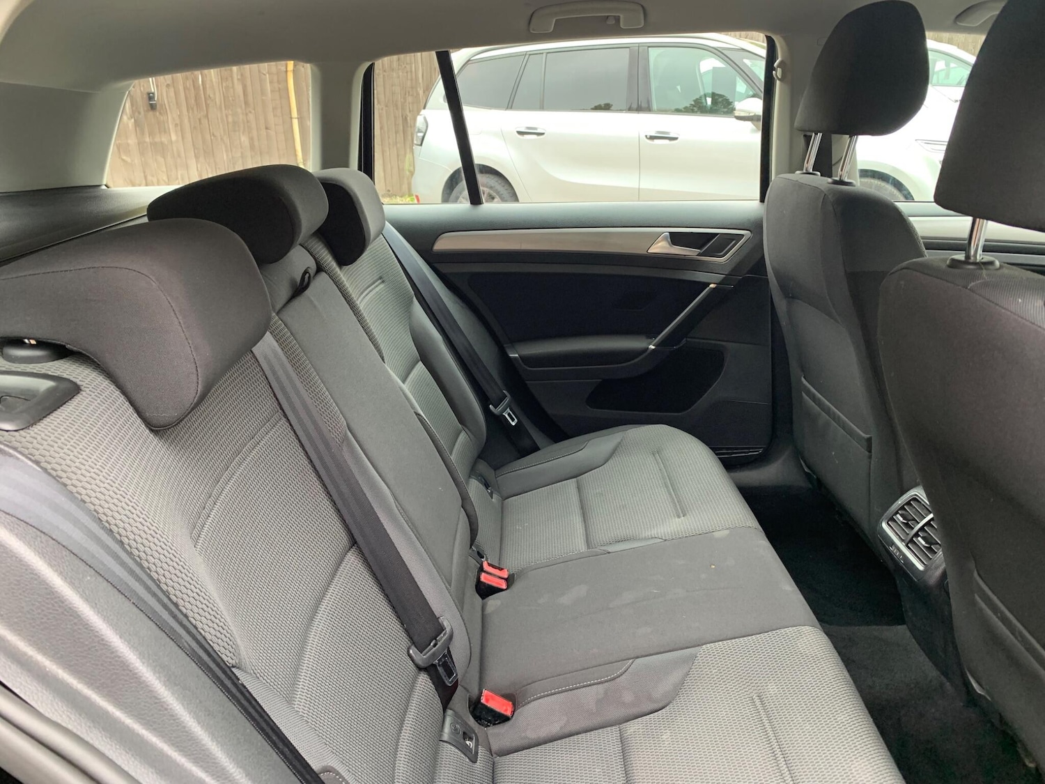 Used Volkswagen Golf 2014 for sale - 76270475: Photo 20