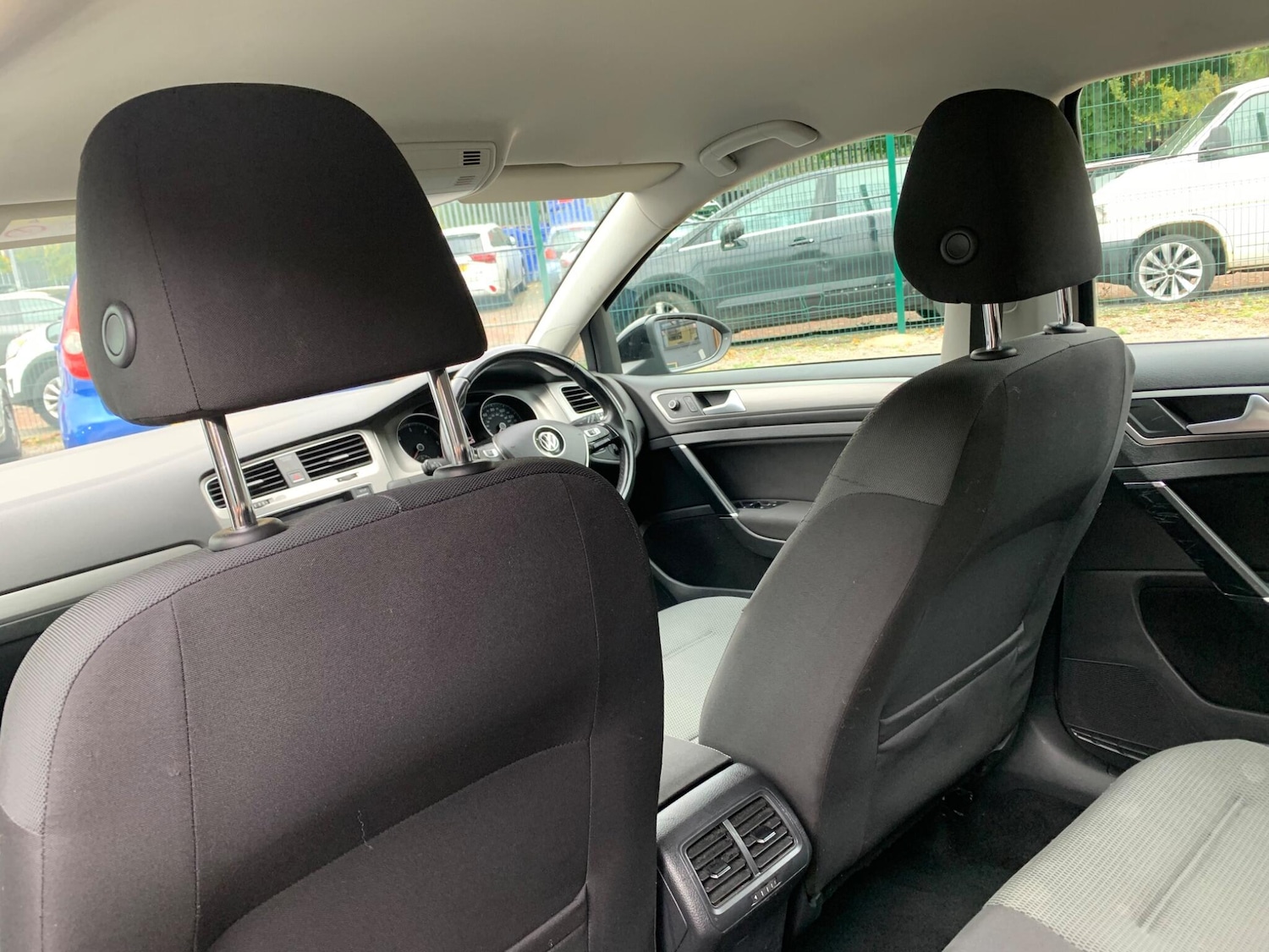 Used Volkswagen Golf 2014 for sale - 76270475: Photo 31