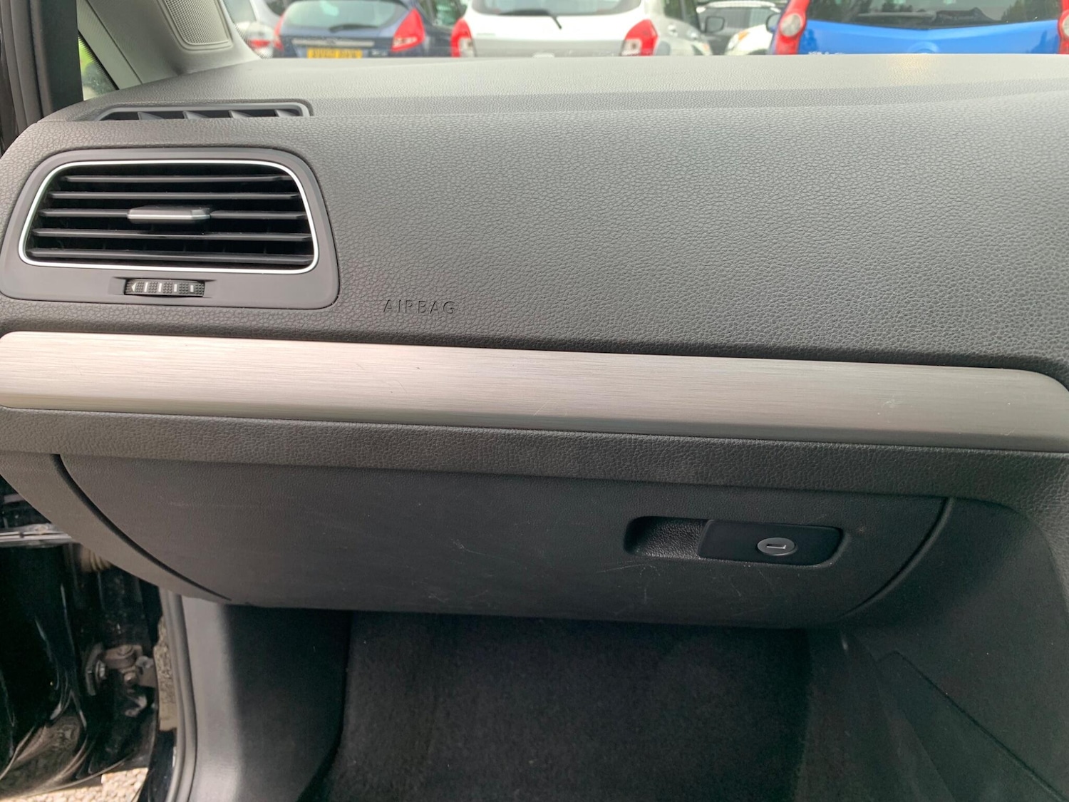 Used Volkswagen Golf 2014 for sale - 76270475: Photo 36