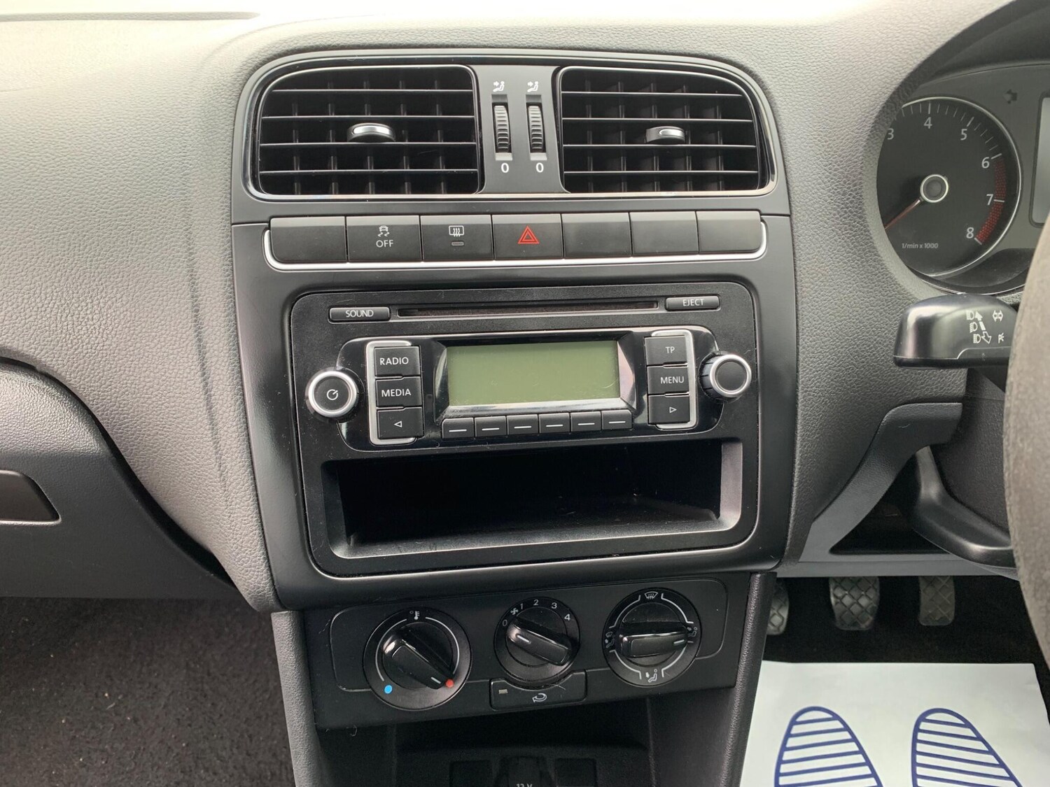 Used Volkswagen Polo for sale - 77456398: Photo 40