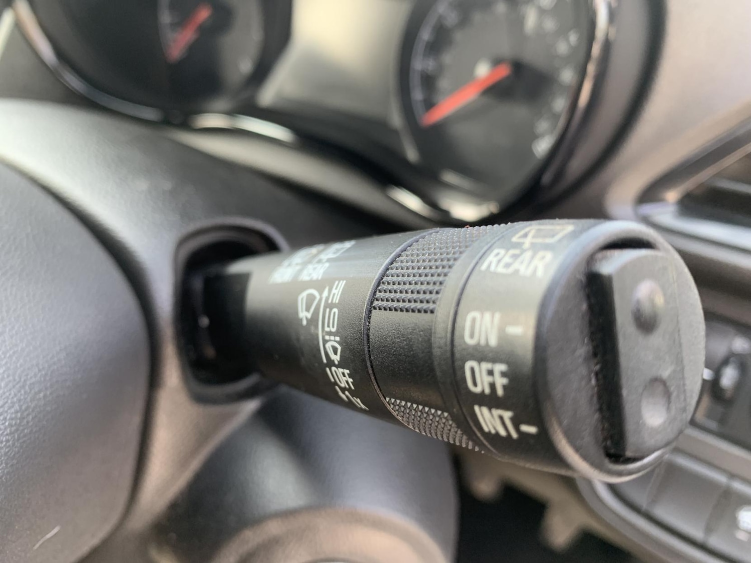 Used Vauxhall Viva 2018 for sale - 77975661: Photo 18