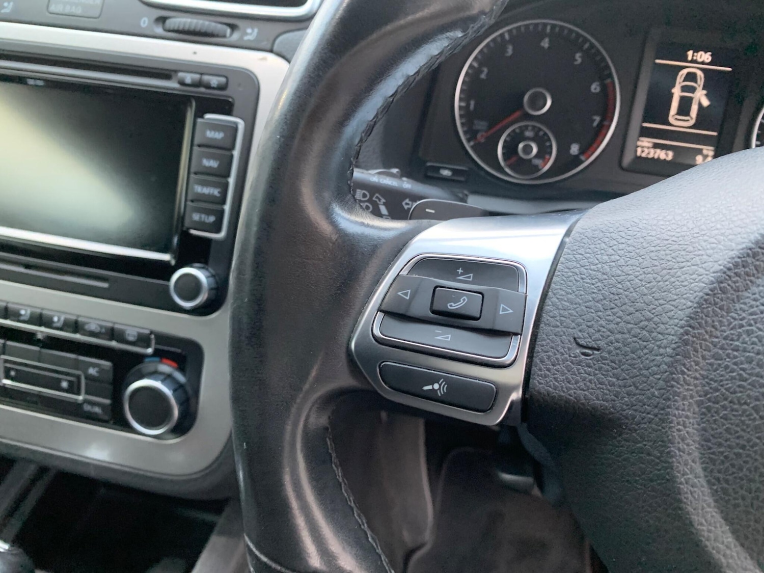 Used Volkswagen Scirocco 2010 for sale - 77049698: Photo 11