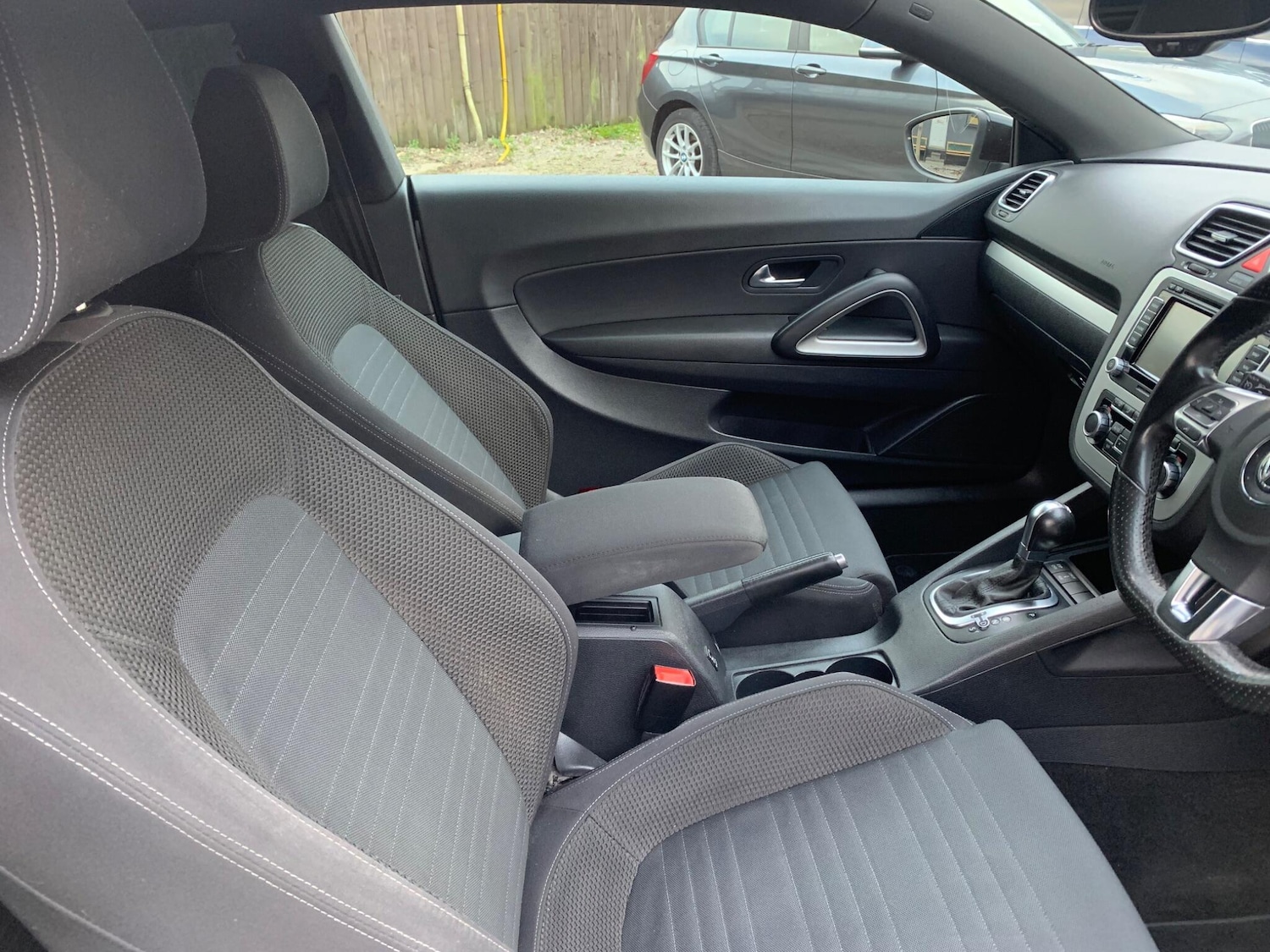 Used Volkswagen Scirocco 2010 for sale - 77049698: Photo 12