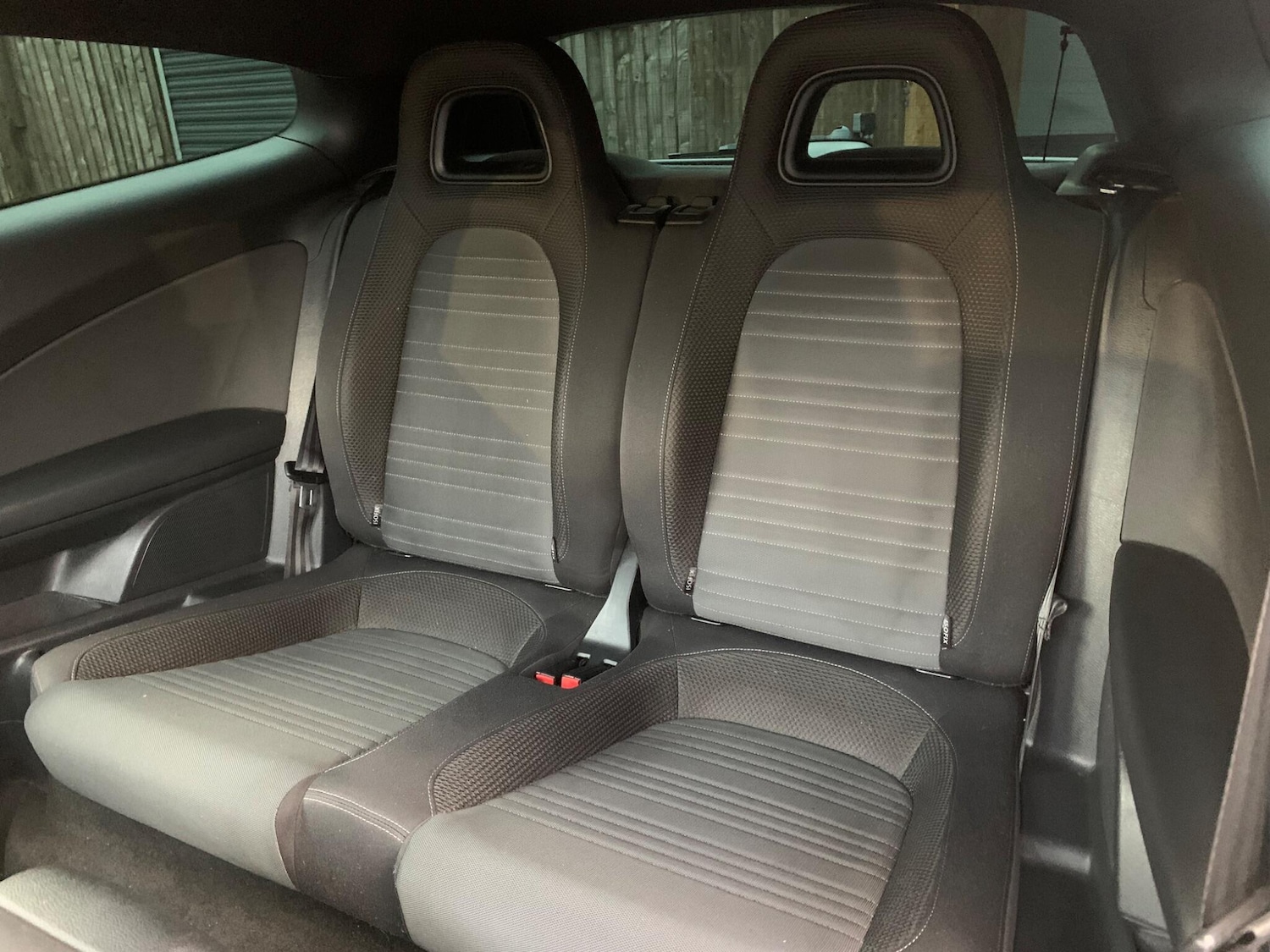 Used Volkswagen Scirocco 2010 for sale - 77049698: Photo 29