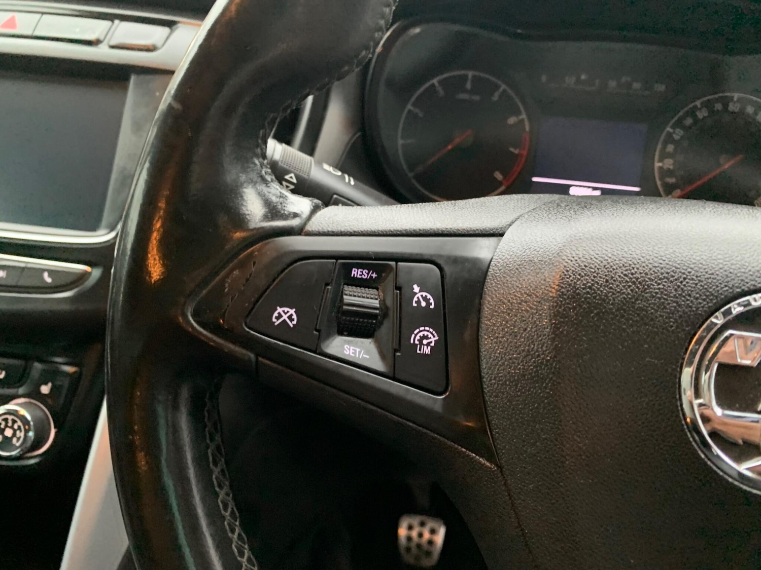 Used Vauxhall Zafira 2018 for sale - 77376708: Photo 11