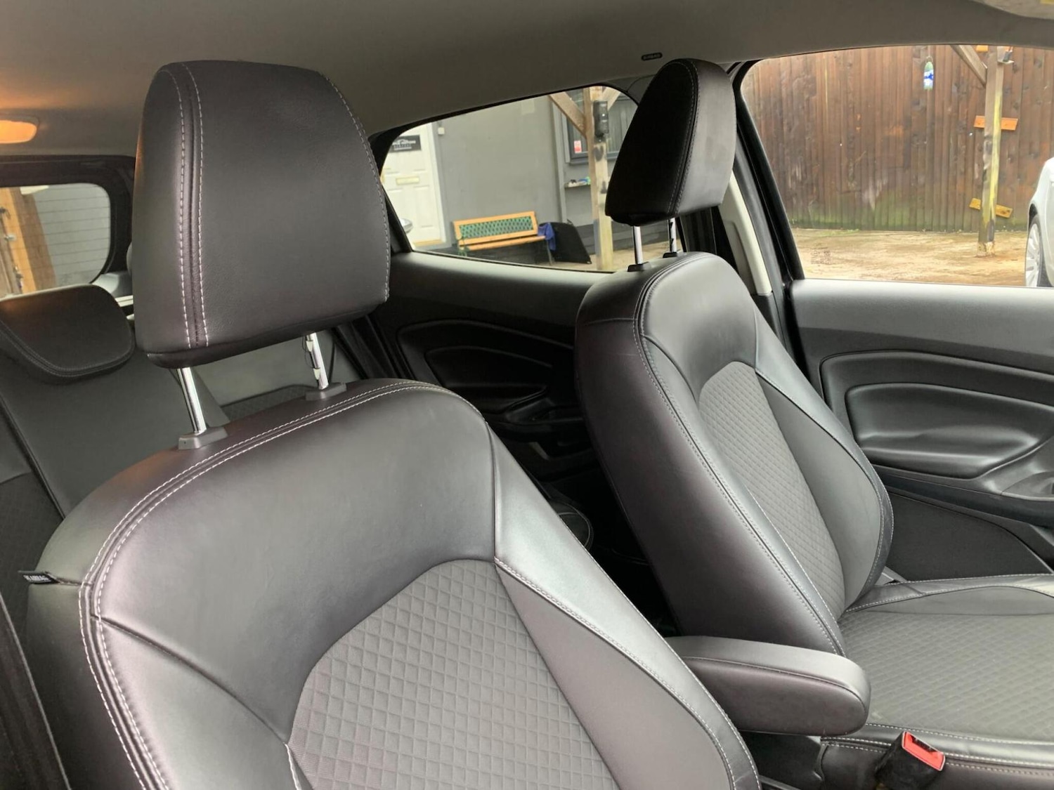 Used Ford Ecosport 2016 for sale - 77679061: Photo 12