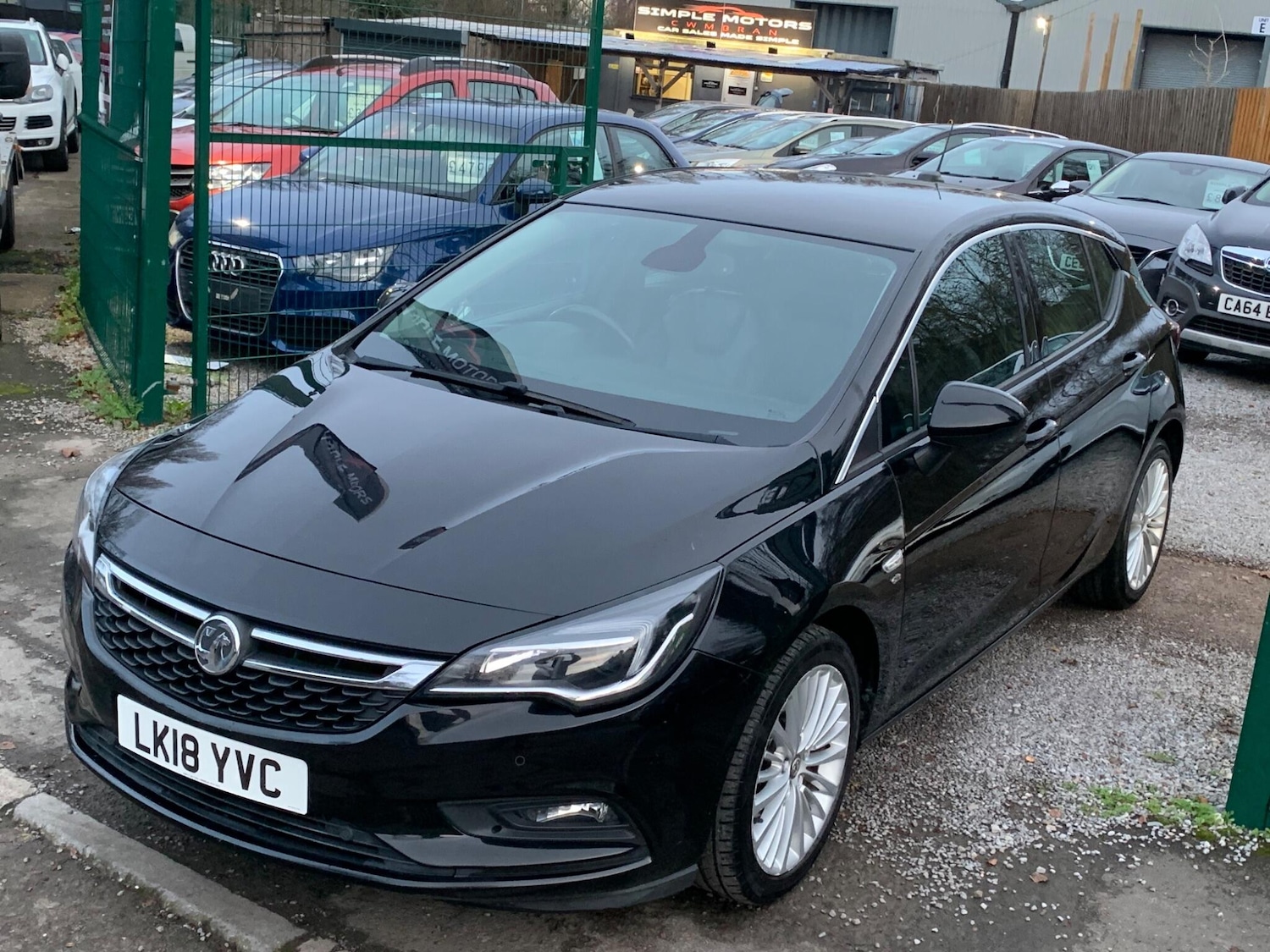 Used Vauxhall Astra 2018 for sale - 76942495: Photo 1