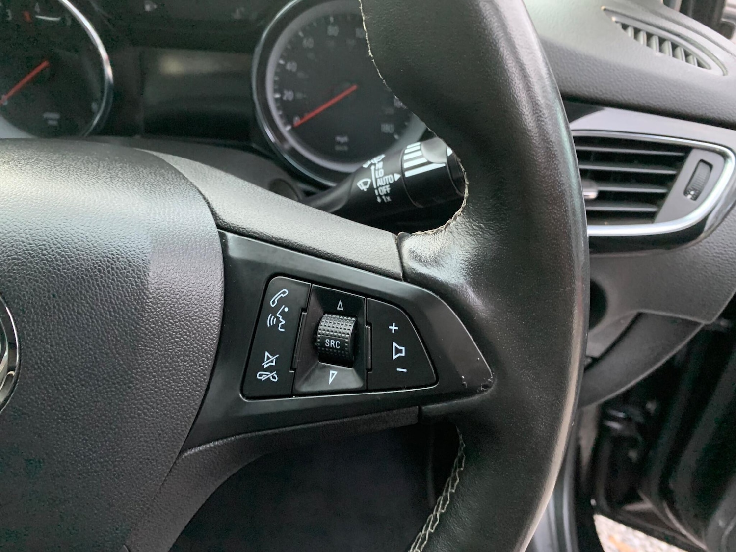 Used Vauxhall Astra 2018 for sale - 76942495: Photo 15