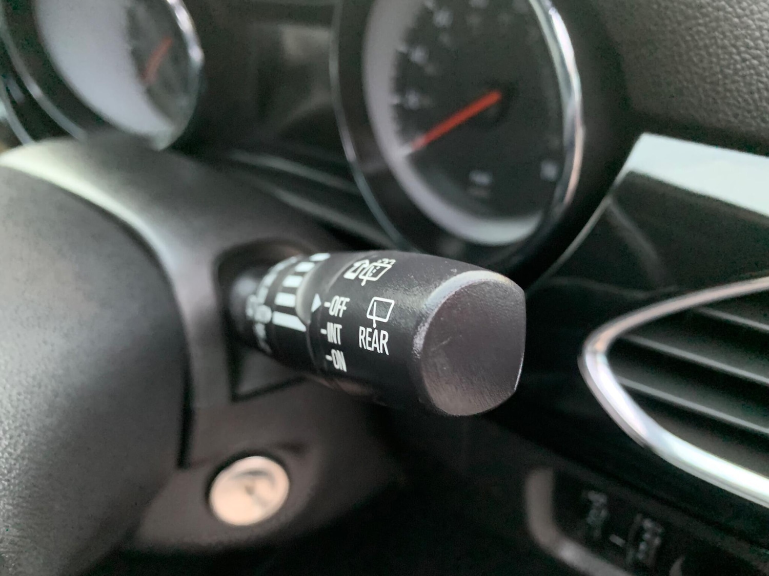 Used Vauxhall Astra 2018 for sale - 76942495: Photo 17