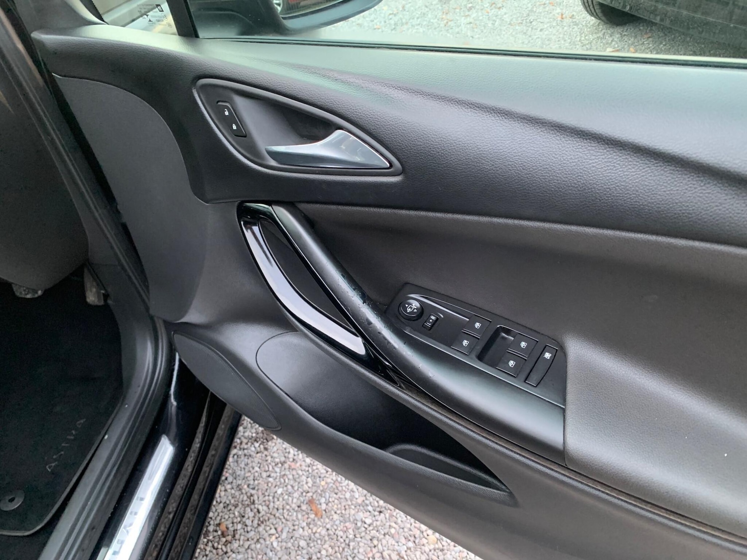 Used Vauxhall Astra 2018 for sale - 76942495: Photo 19