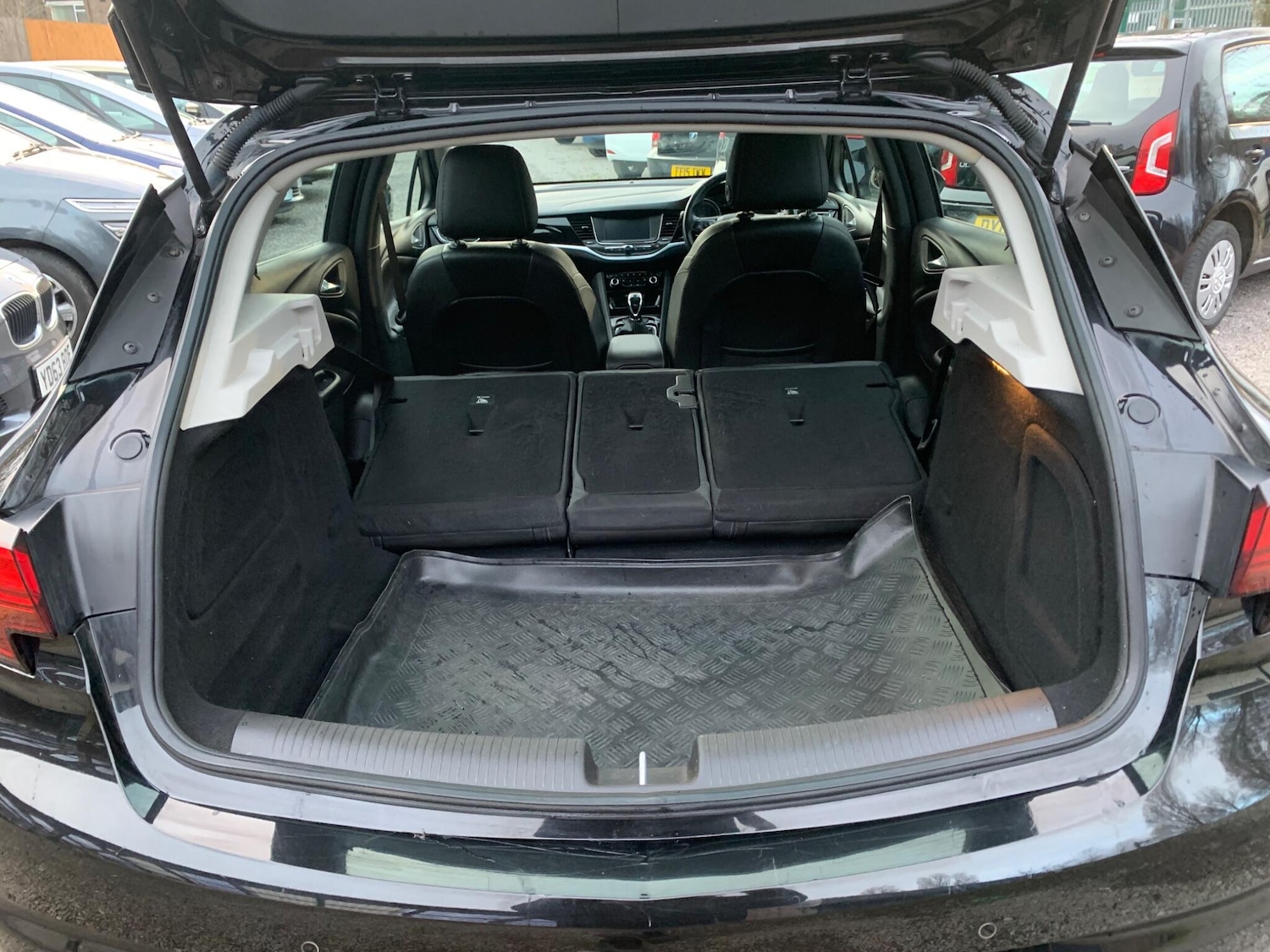 Used Vauxhall Astra 2018 for sale - 76942495: Photo 28