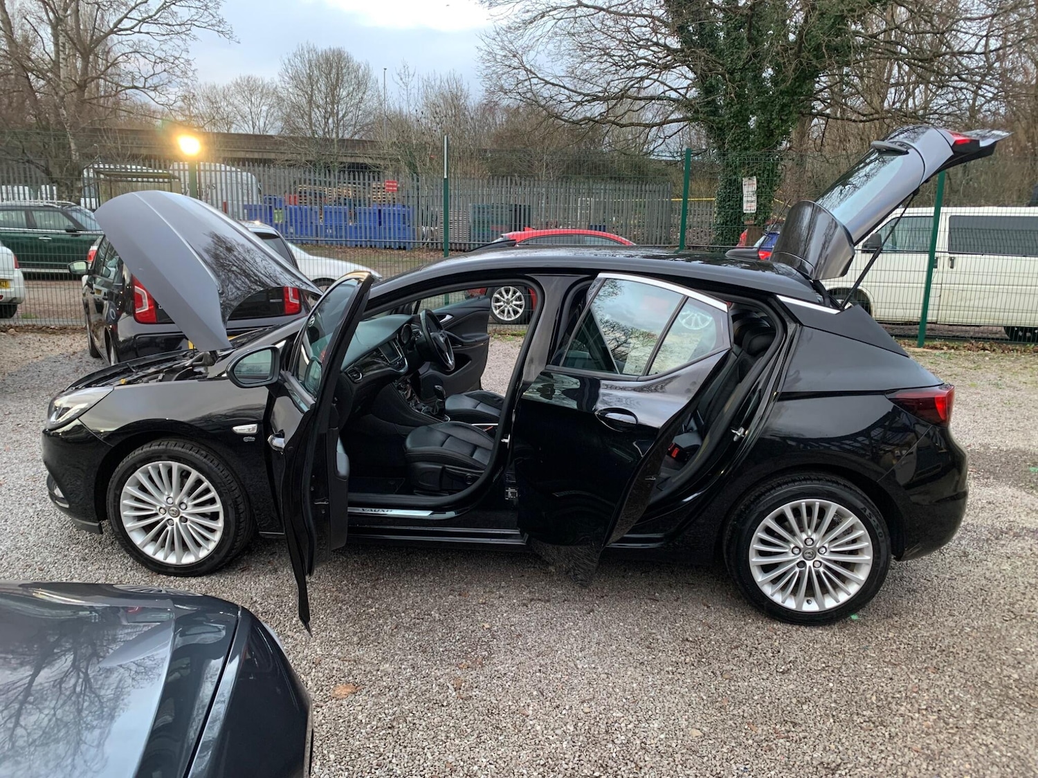 Used Vauxhall Astra 2018 for sale - 76942495: Photo 60