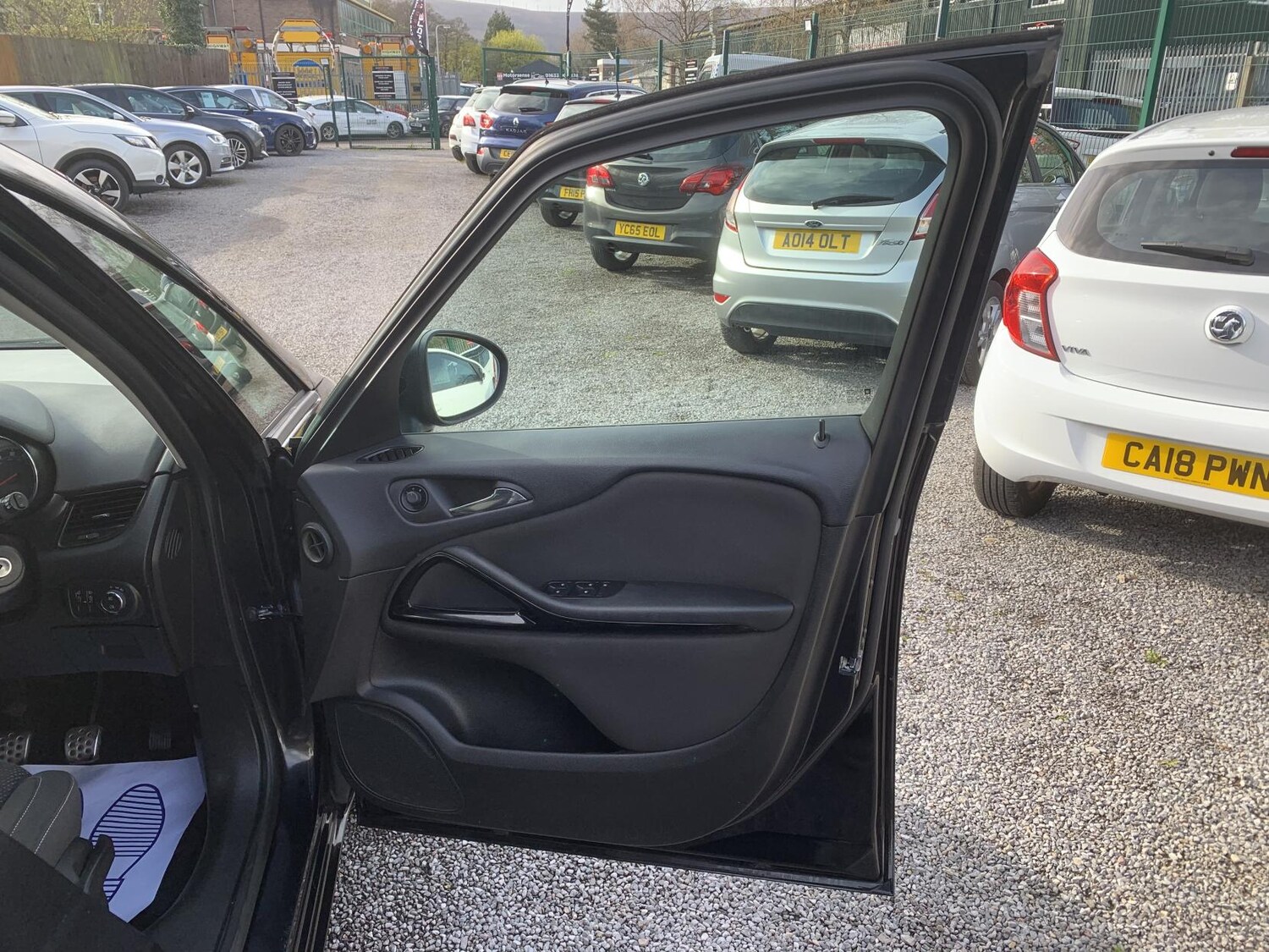 Used Vauxhall Zafira Tourer 2015 for sale - 78127255: Photo 19