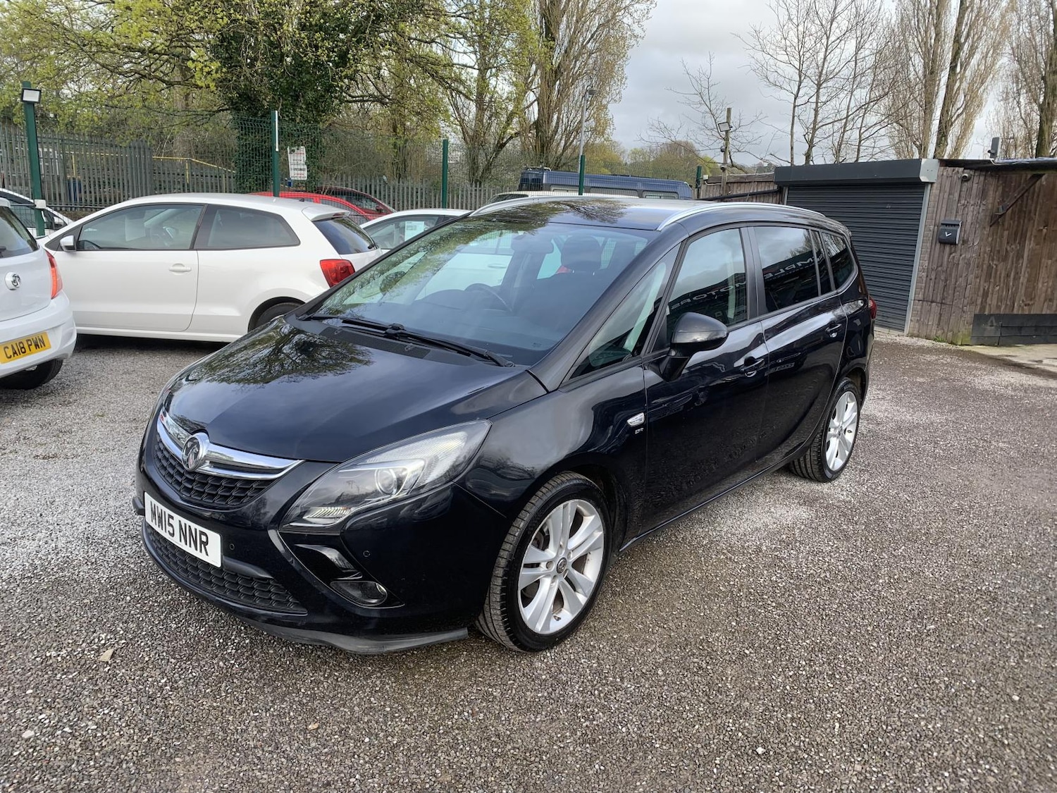 Used Vauxhall Zafira Tourer 2015 for sale - 78127255: Photo 2