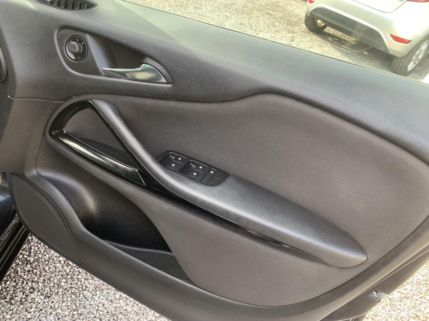 Used Vauxhall Zafira Tourer 2015 for sale - 78127255: Photo 20