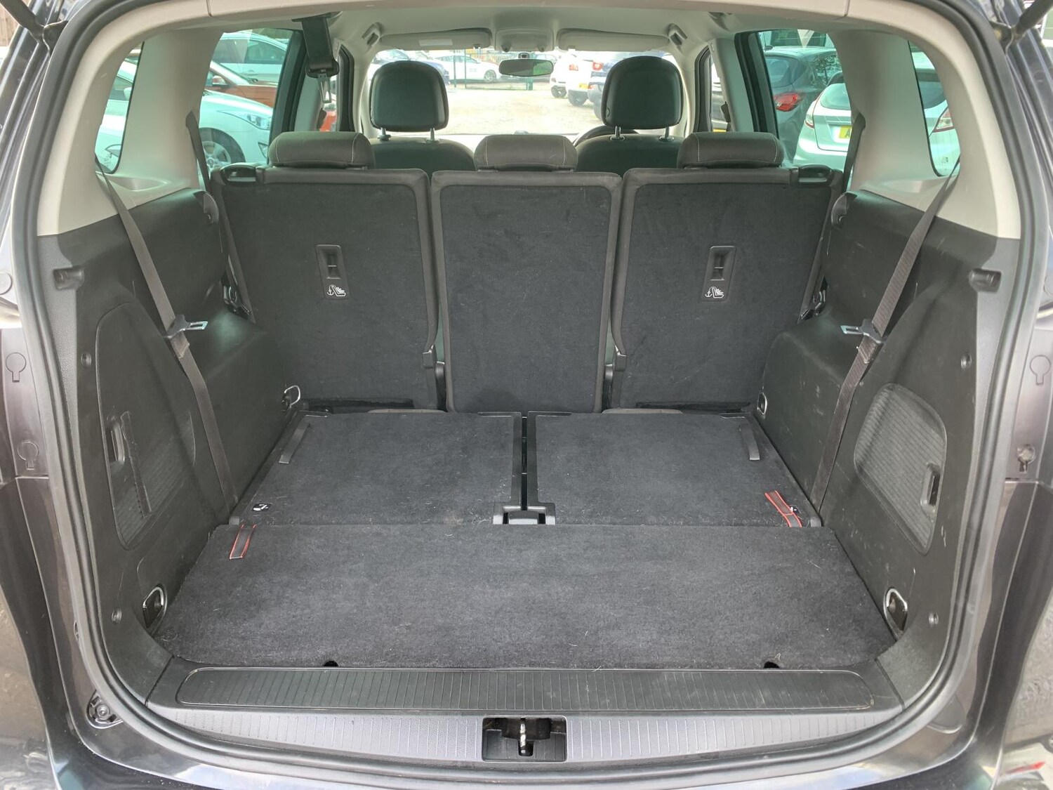 Used Vauxhall Zafira Tourer 2015 for sale - 78127255: Photo 29