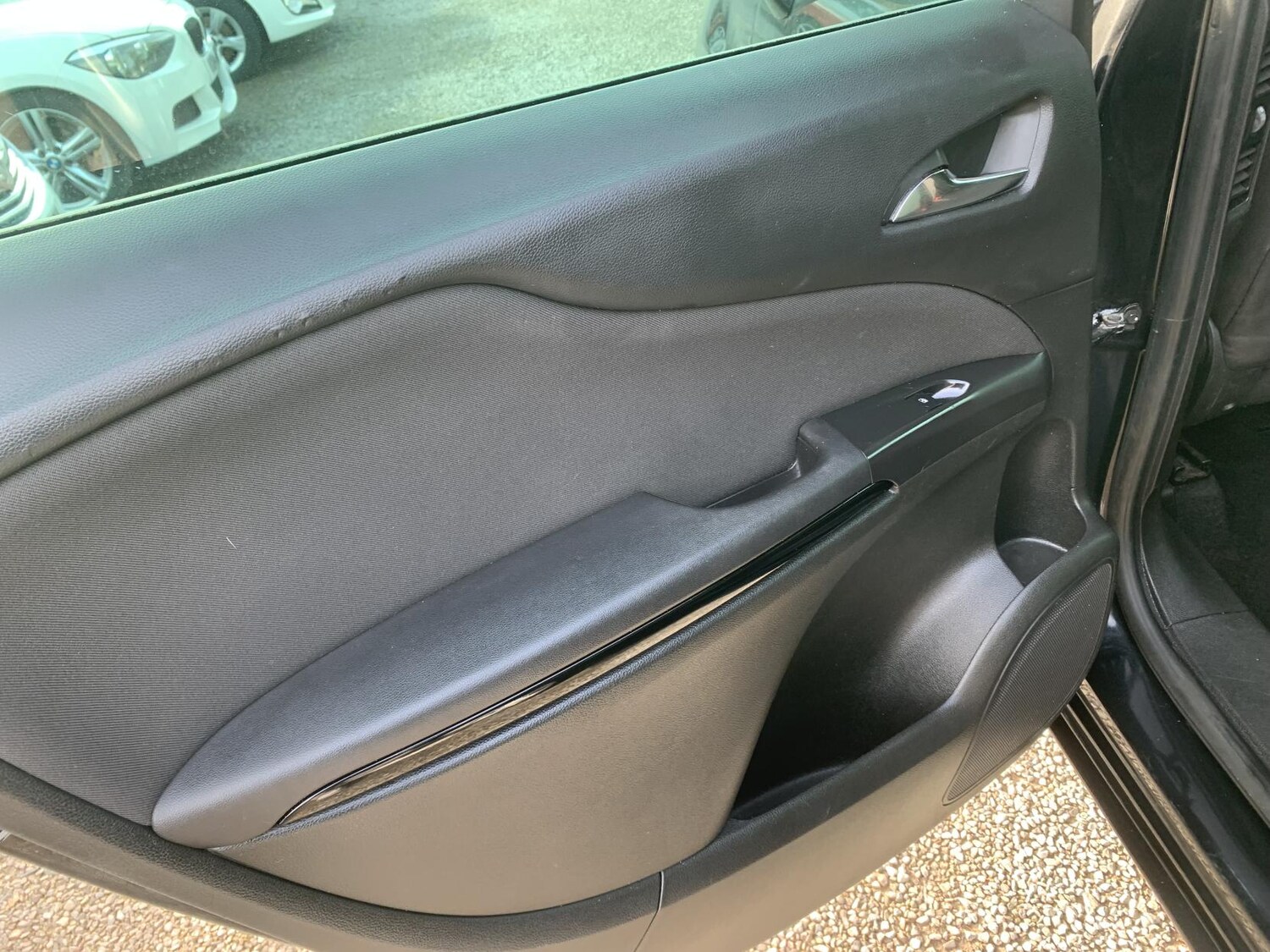 Used Vauxhall Zafira Tourer 2015 for sale - 78127255: Photo 33