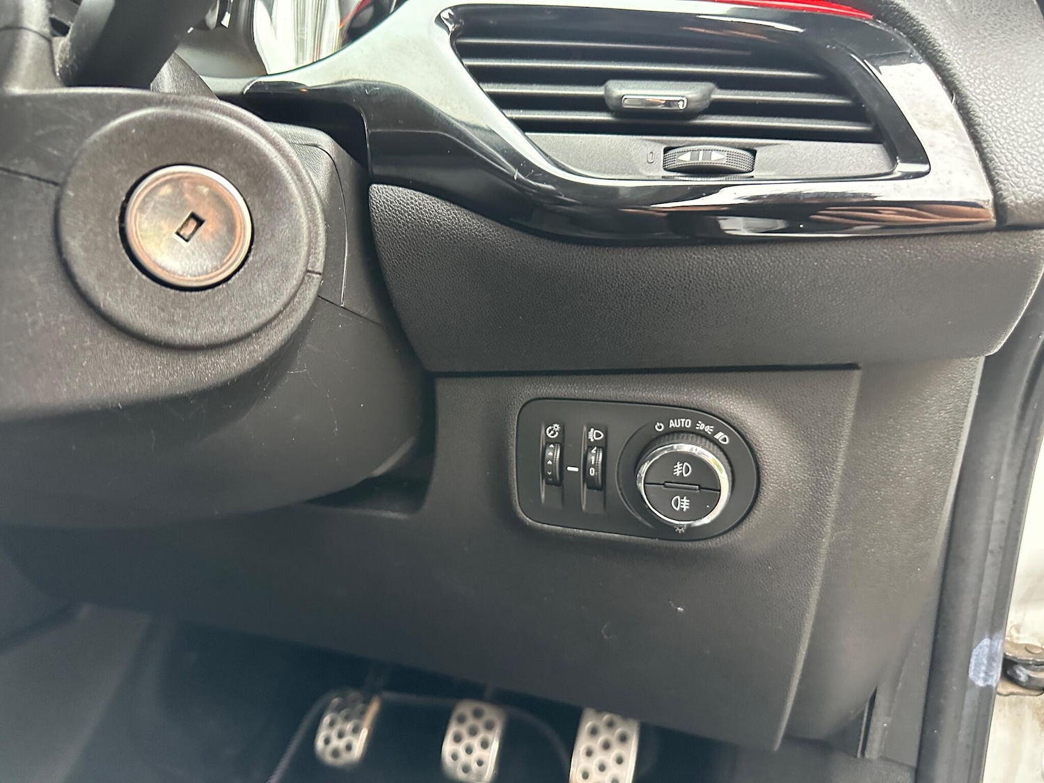 Used Vauxhall Corsa 2015 for sale - 76484961: Photo 19