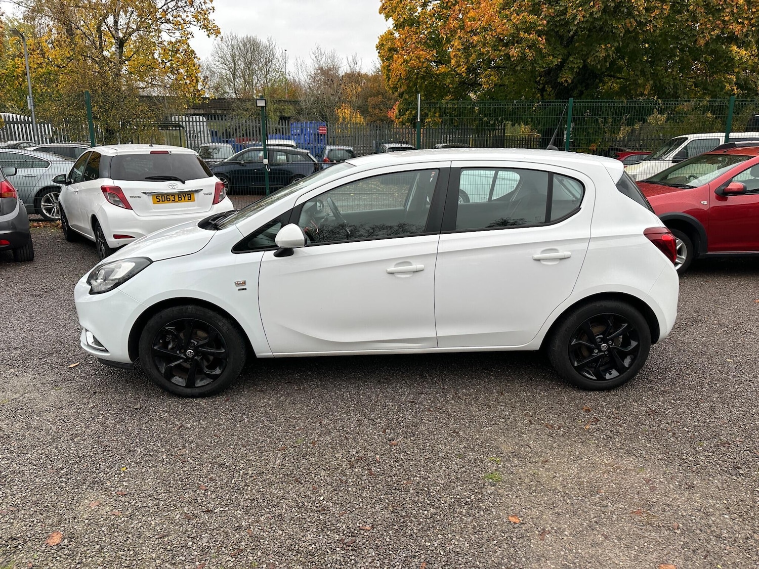 Used Vauxhall Corsa 2015 for sale - 76484961: Photo 2