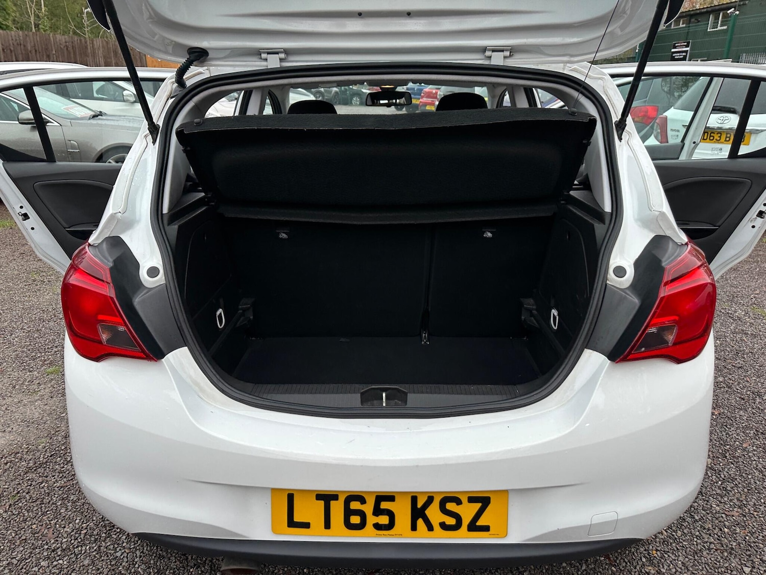 Used Vauxhall Corsa 2015 for sale - 76484961: Photo 29