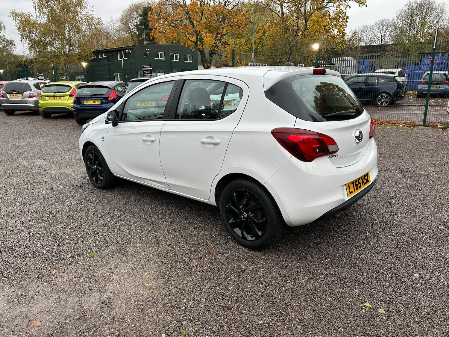 Used Vauxhall Corsa 2015 for sale - 76484961: Photo 3