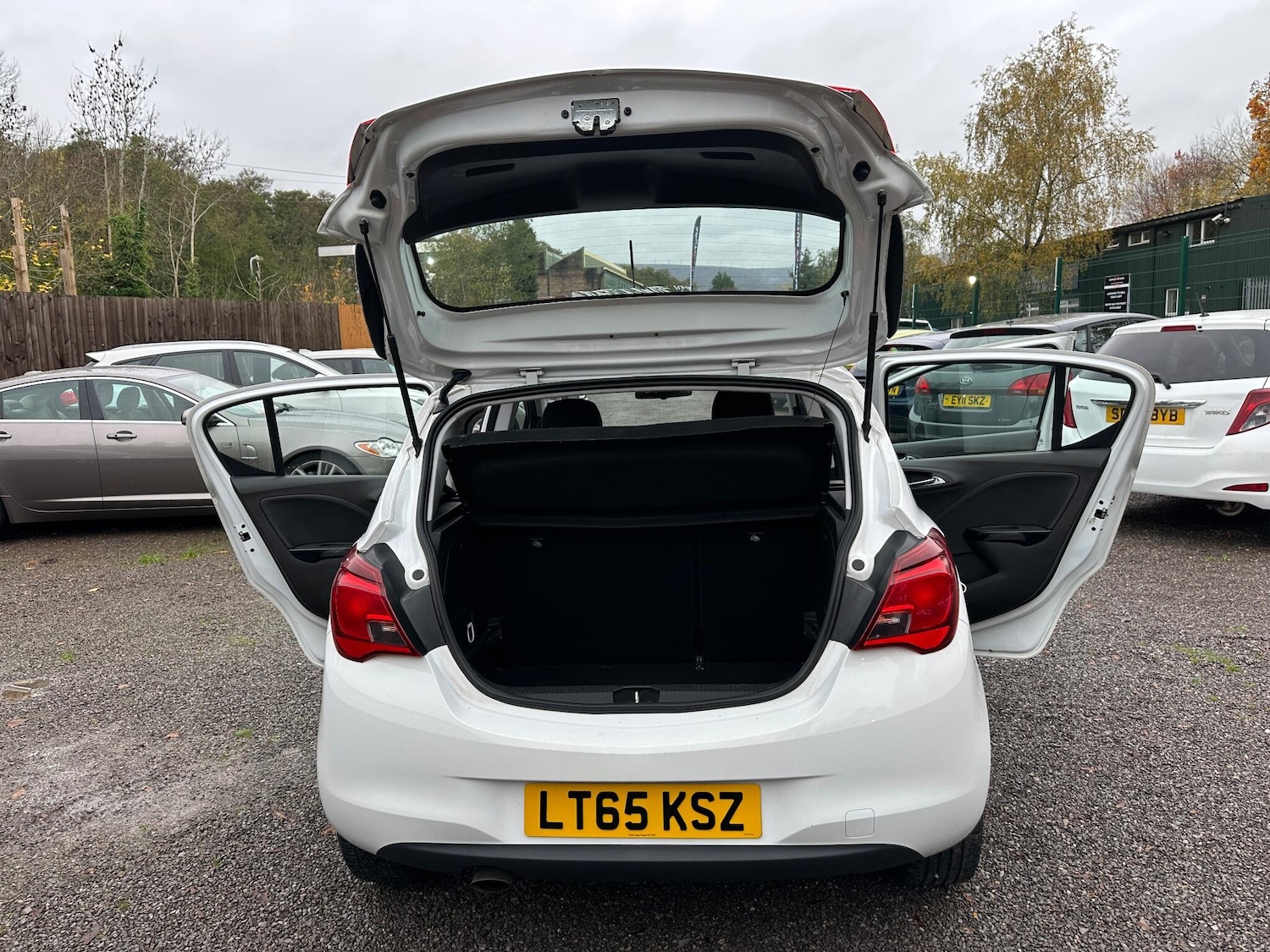 Used Vauxhall Corsa 2015 for sale - 76484961: Photo 30