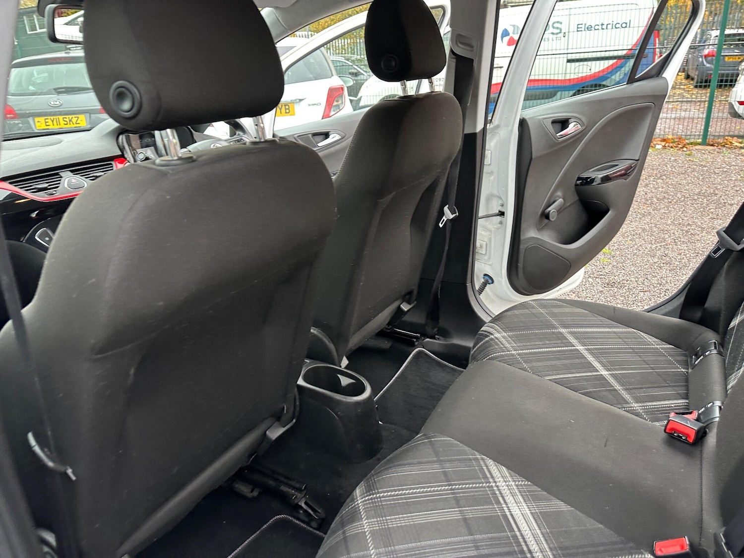 Used Vauxhall Corsa 2015 for sale - 76484961: Photo 38