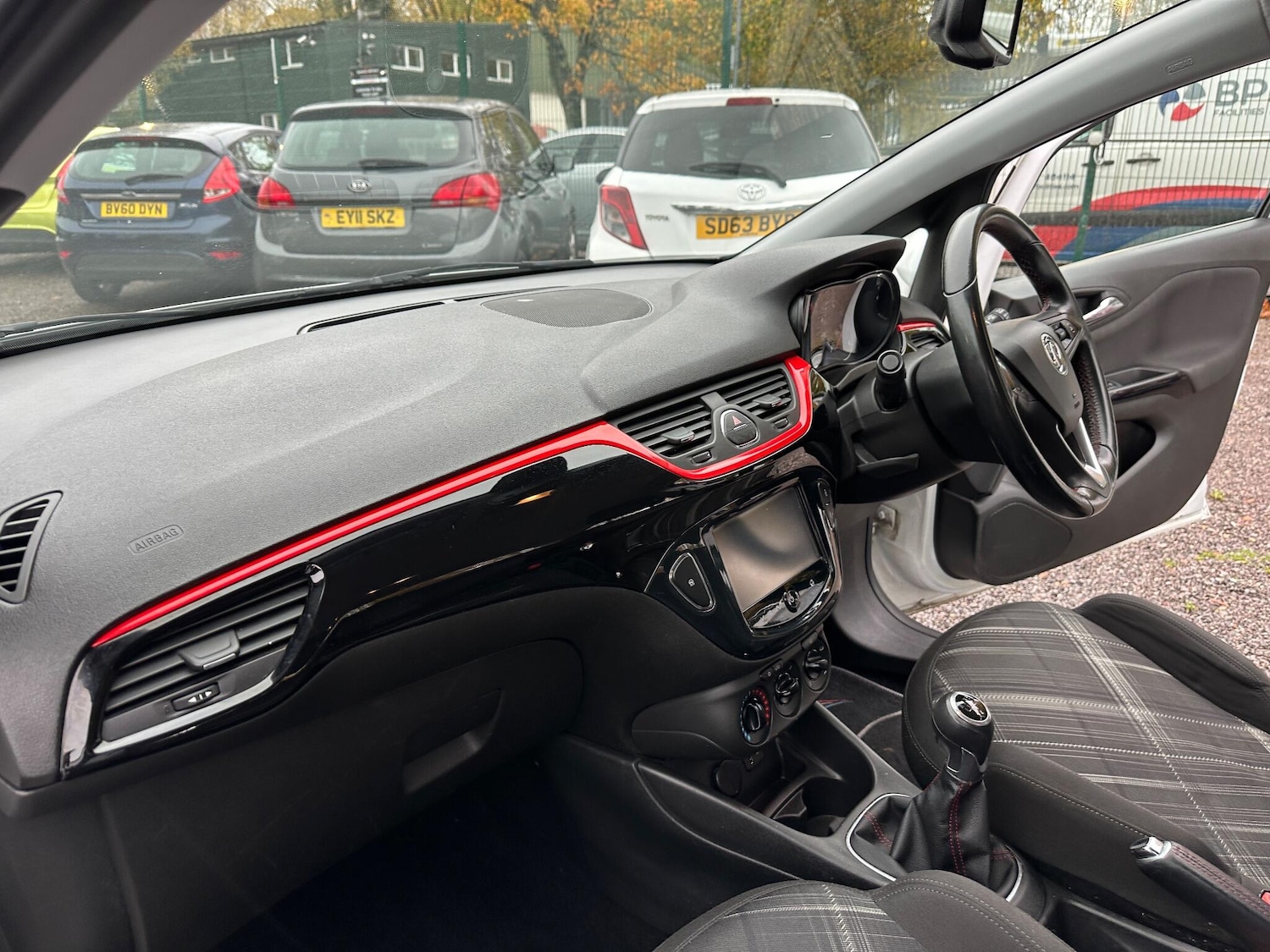 Used Vauxhall Corsa 2015 for sale - 76484961: Photo 40