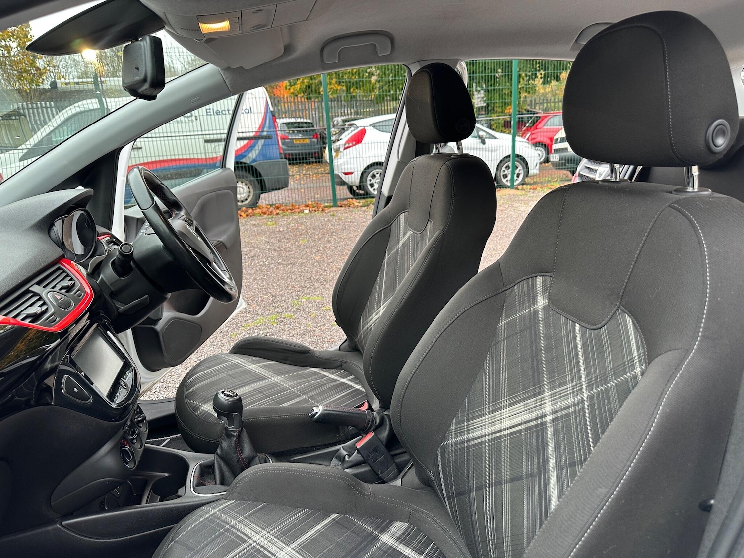 Used Vauxhall Corsa 2015 for sale - 76484961: Photo 42